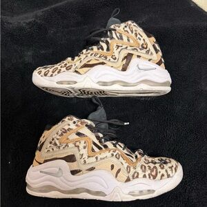 Nike x kith pippen Animal Print Sneakers